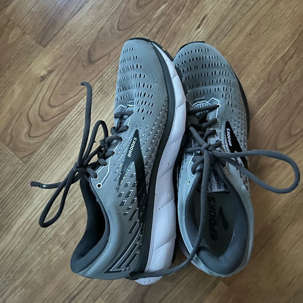 Brooks Ghost 13 woman’s running shoe